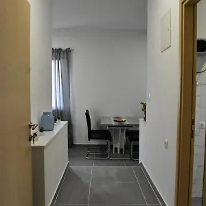 Skorpion Pensjonat Kaštela